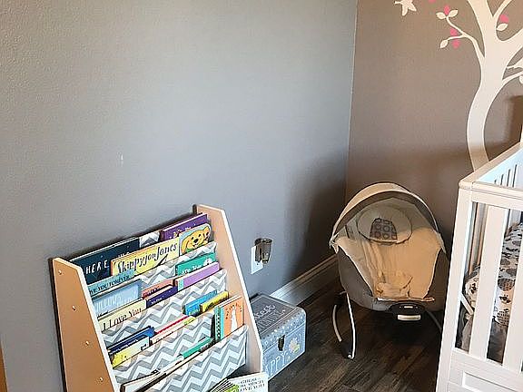 4th image of 51 Chaucer Ln