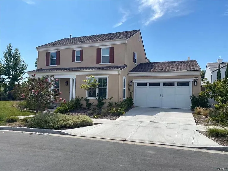FRONT HOUSE