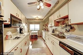5th image of 1600 N Oak St APT 1419