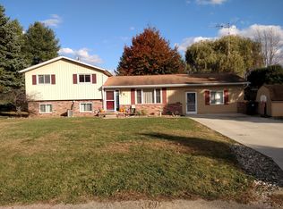 6395 Skylark Dr, Jackson, MI 49201
