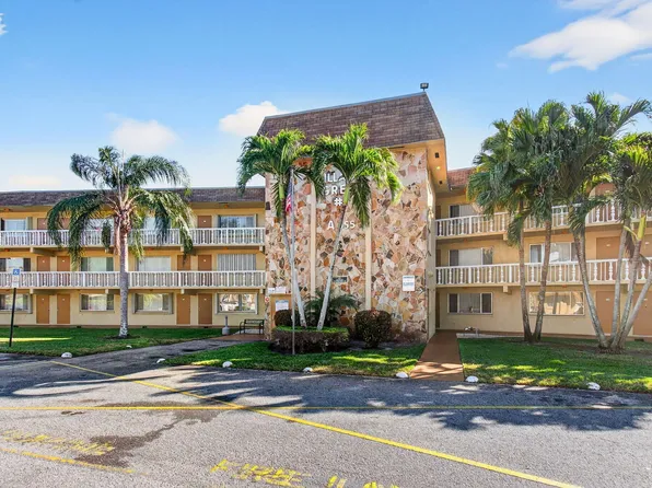 555 Purdy Lane #116, Palm Springs, FL 33461