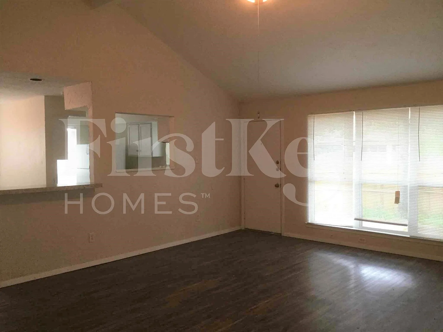 3 bed, 2.0 bath, 1536 sqft, $2,235 — Photo 4