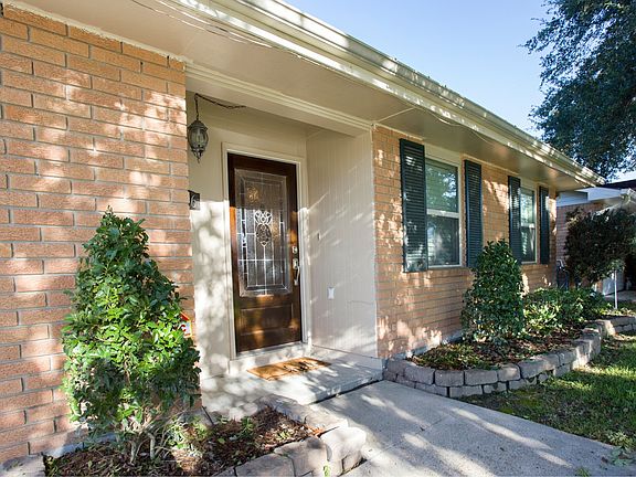 2nd image of 1916 Giuffrias Ave