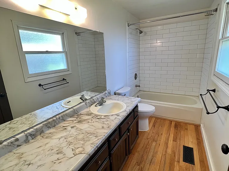 2570 Aztec Ave — Photo 15