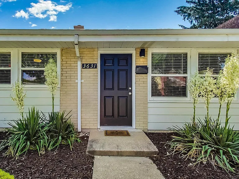 3631 Kemman Ave — Photo 2