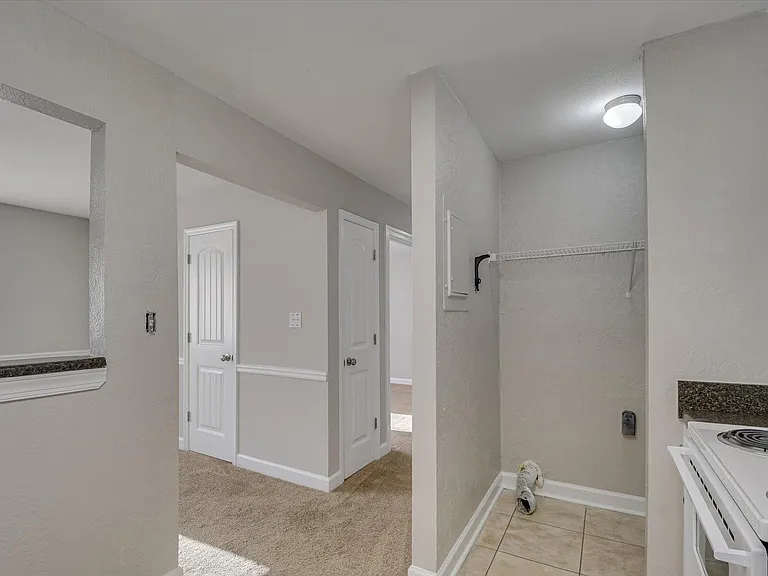 Wheeler Woods Apartments — Photo 29