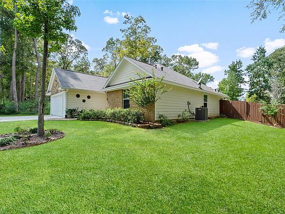 5th image of 10657 Royal Cavins Dr