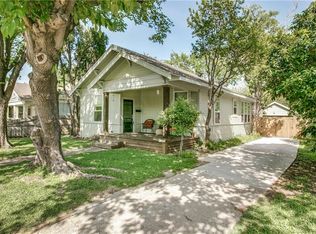 526 S Edgefield Ave, Dallas, TX 75208