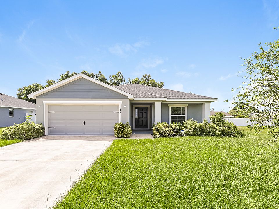 1st image of 944 1st Dr