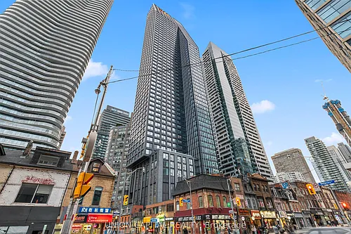 8 Wellesley St W #1007 Photo 1
