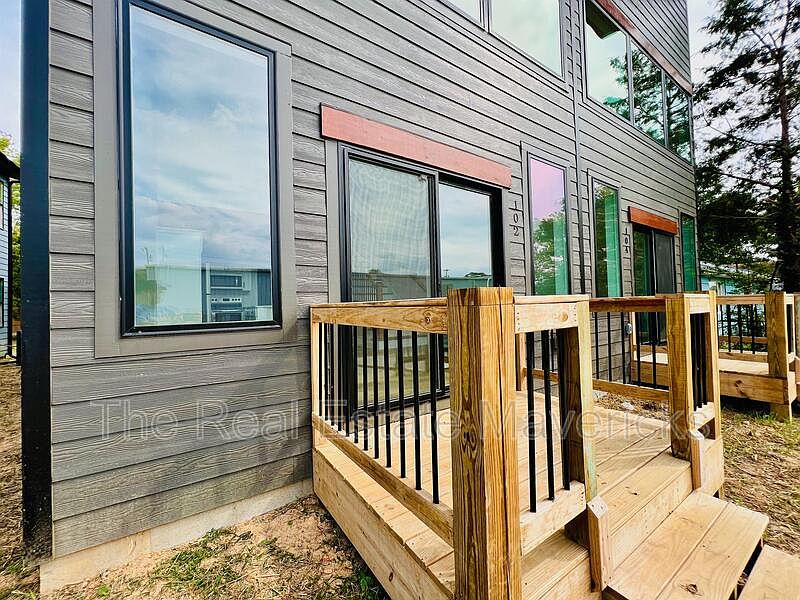 1st image of 1904 S Holly St Unit 102