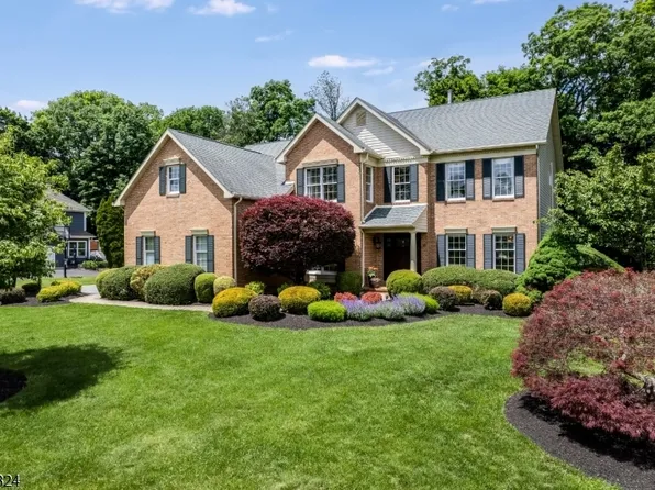 15 Ammerman Way, Chester Boro, NJ 07930