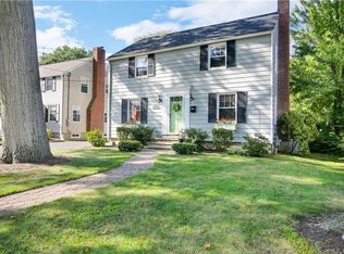 214 Freeman Ave, Stratford, CT 06614