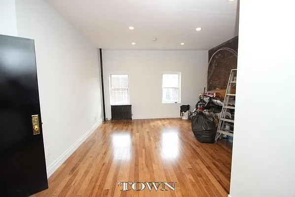 Rented by CPG Residential LLC | media 9