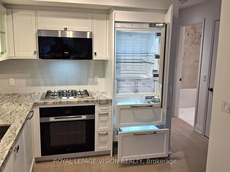 505 Glencairn Ave #205 — Photo 6