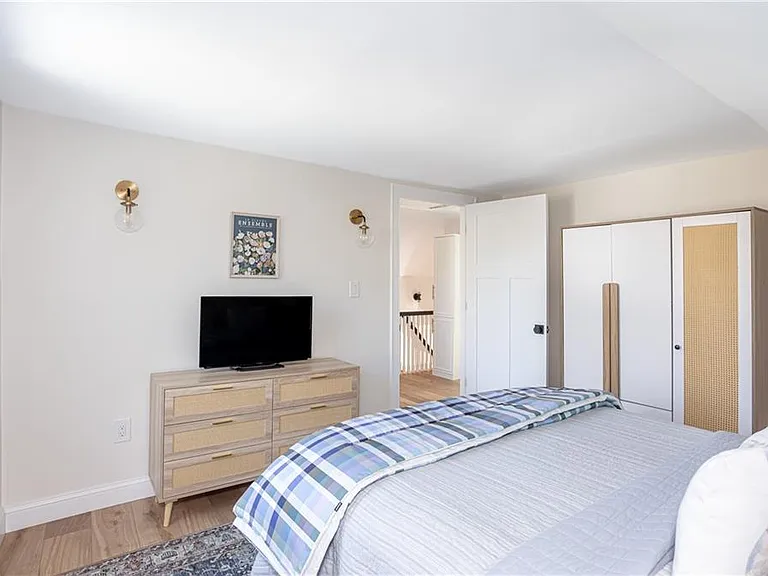 4 Gladding Ct — Photo 38