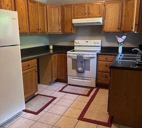 5th image of 2721 Lantana Rd