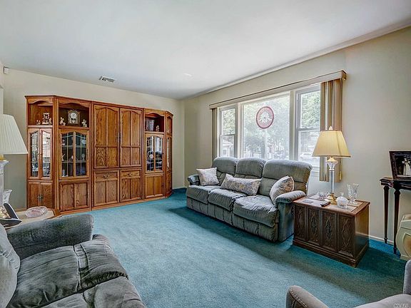 4th image of 163 Barwick St
