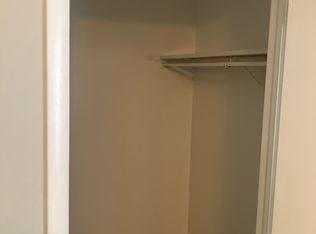 160 Quail Rd APT 32, Perrysburg, OH 43551