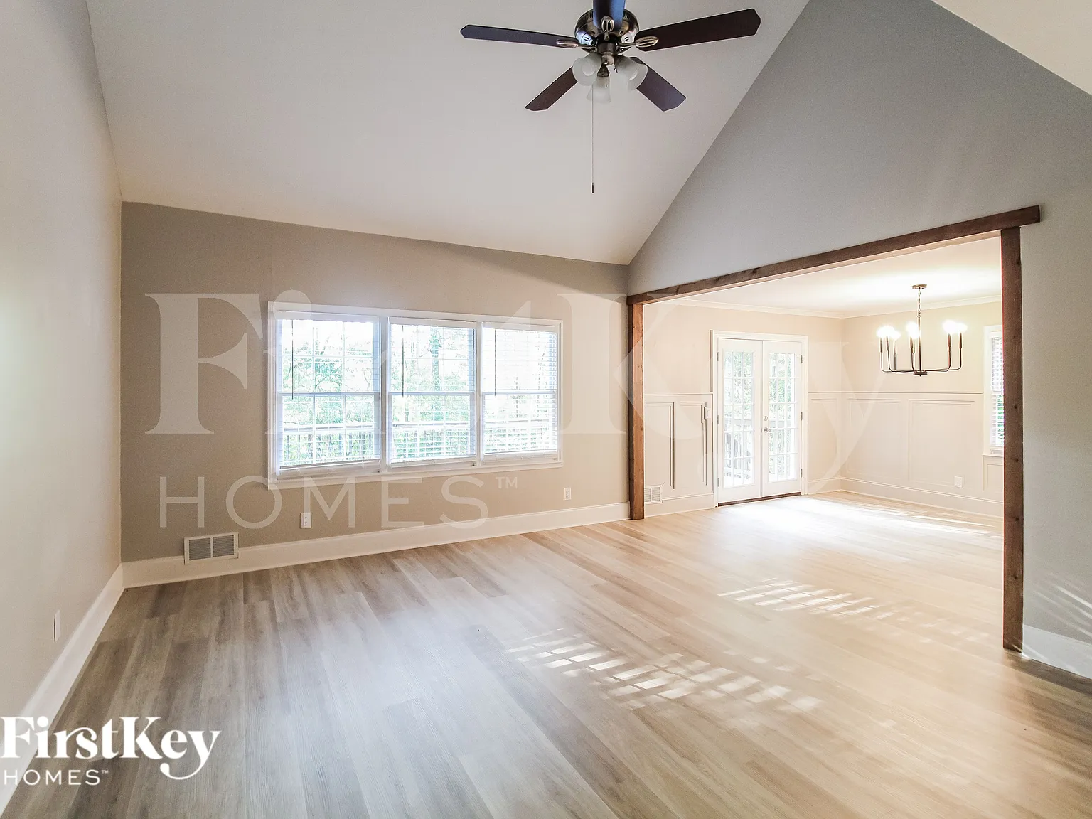 3 bed, 2.5 bath, 1794 sqft, $2,455 — Photo 3