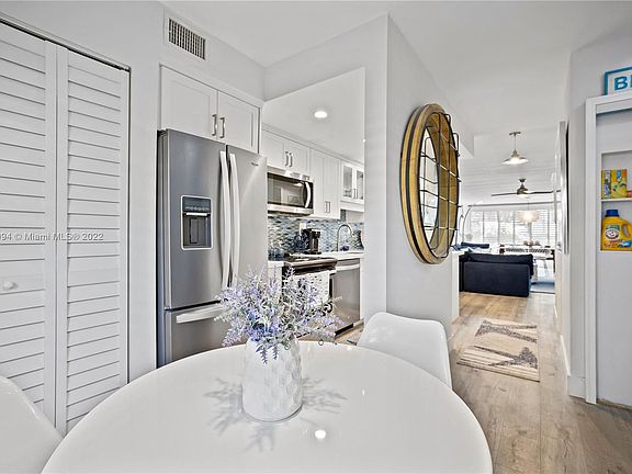 4th image of 87200 Overseas Hwy APT A2