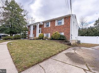 308 Valley Run Dr, Cherry Hill, NJ