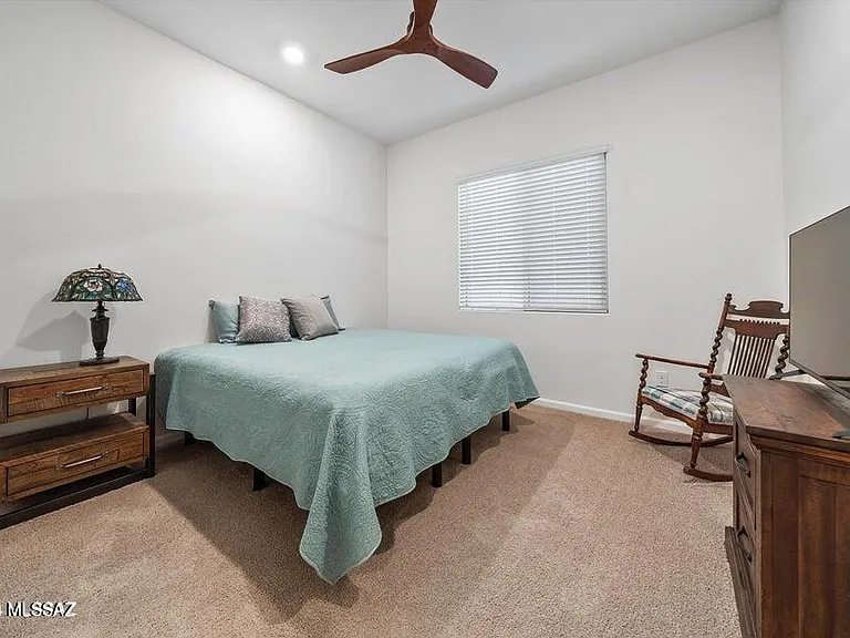 10623 N Iron Peak Dr — Photo 24