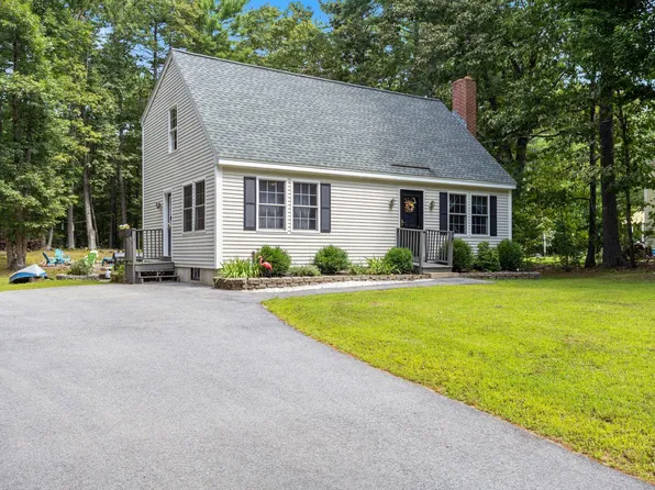135 Fairview Drive, Waterboro, ME 04061