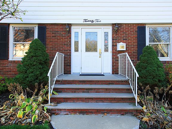 2nd image of 22 Whitford Ave