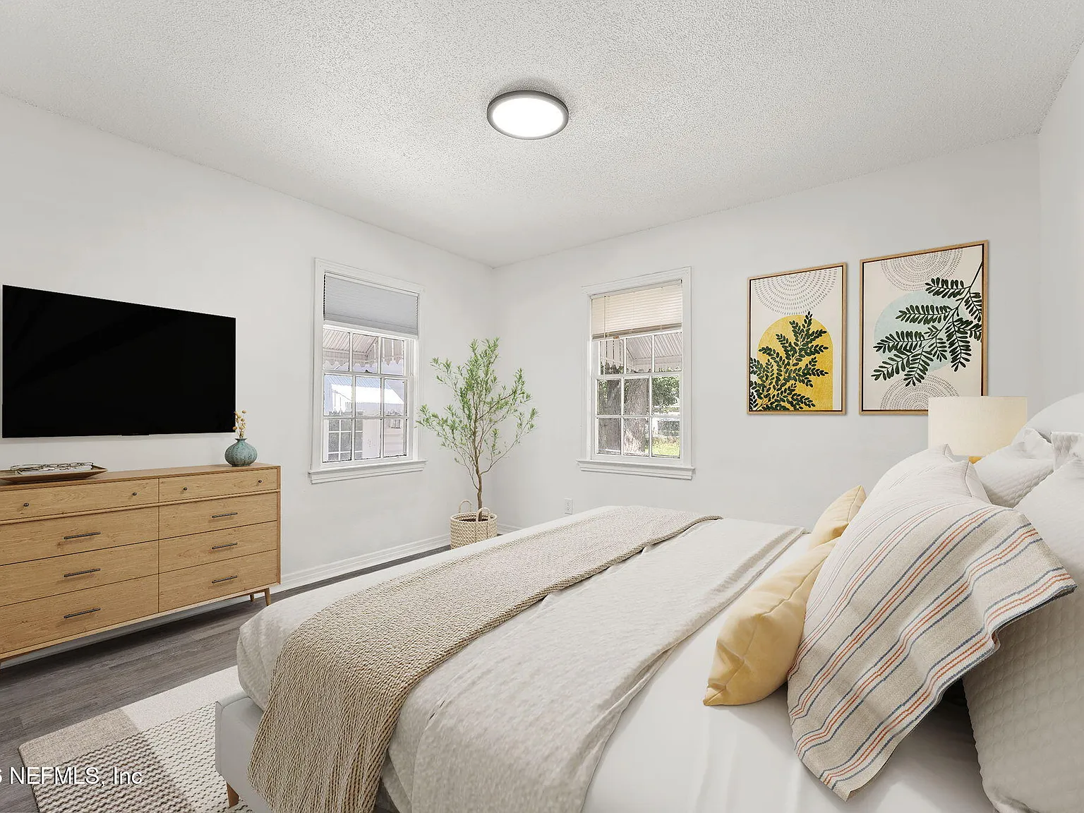 4 bed, 2.0 bath, 1800 sqft, $2,200 — Photo 4