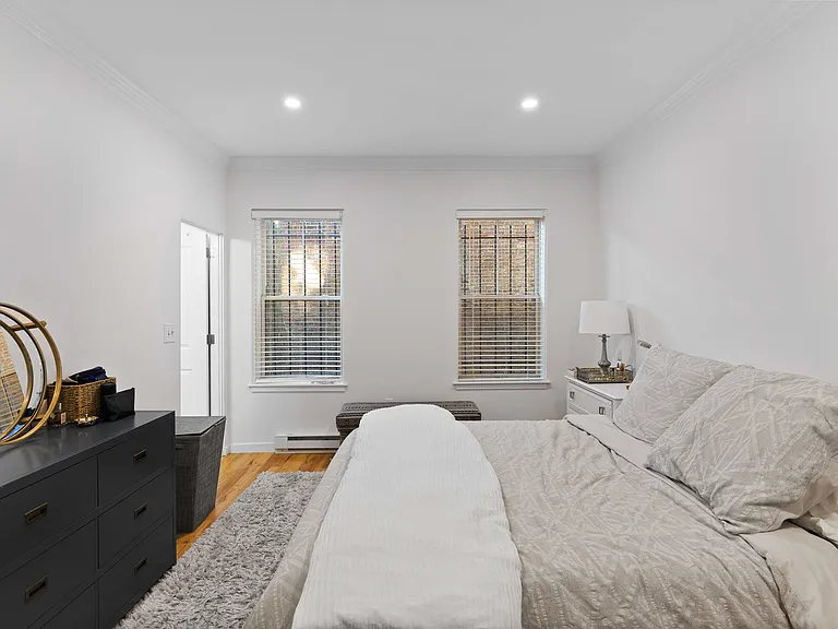 101 W Springfield St #1 — Photo 8