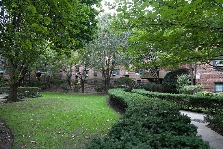 2nd image of 5101 39th Ave #W21