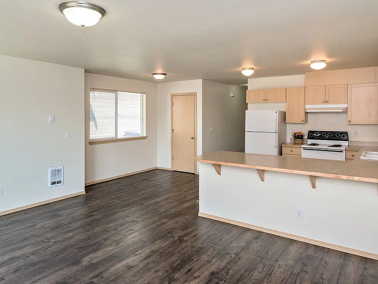 6623 S Proctor St #6623A — Photo 5