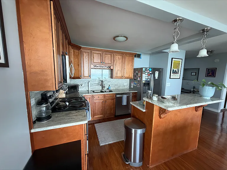 1850 N Clark St #2207 — Photo 12