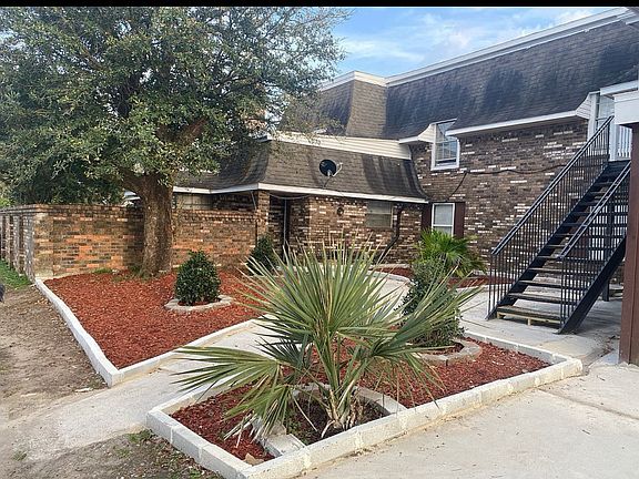 2nd image of 5805 Tall Timbers Dr #D