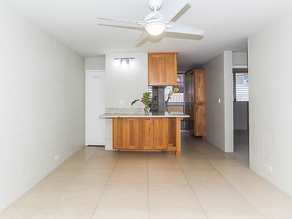 5th image of 1323 Makiki St APT 104