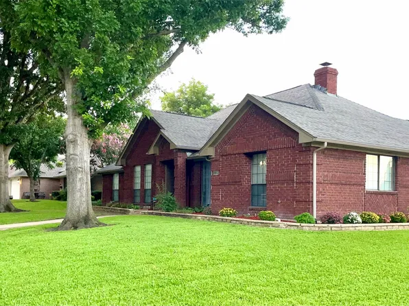 1308 New Haven Dr, Mansfield, TX 76063