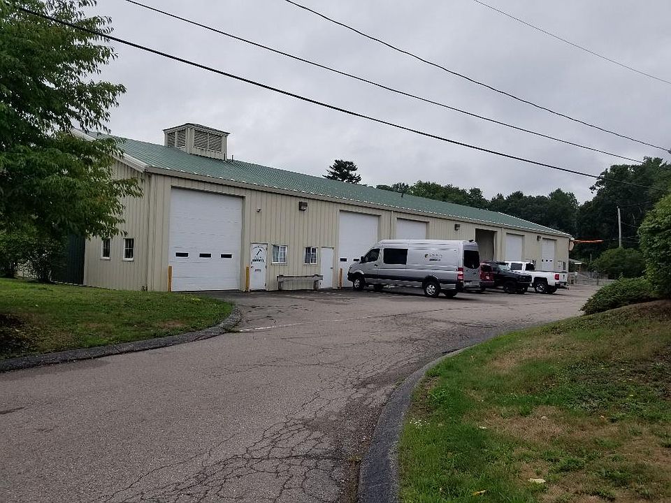2nd image of 847 Webster St Suite 3