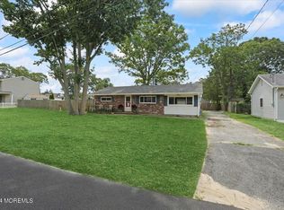 65 Birch Dr, Brick, NJ 08723