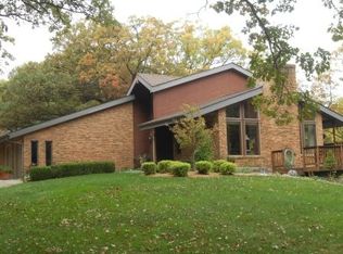 5400 W Bluff Rd, Morris, IL 60450