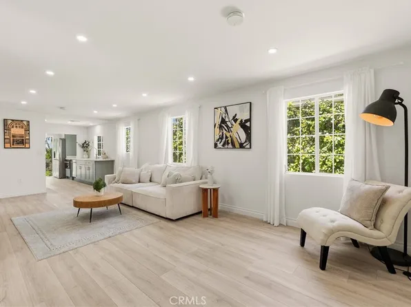 10607 Whitegate Ave, Sunland, CA 91040