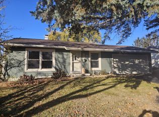 3010 Maple Grove Dr, Madison, WI 53719