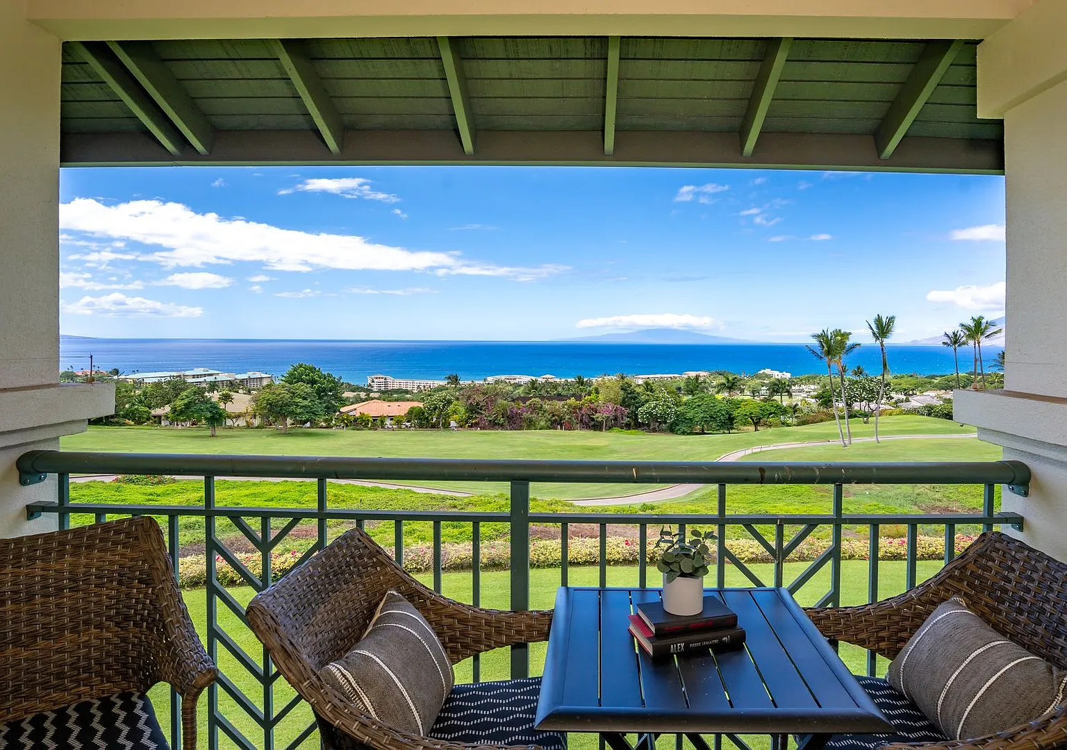 Remodeled 2 Bed, 2 Bath at Wailea Fairway Villas with Stunning Ocean Views — Photo 4