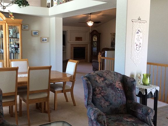 Dinning / Formal Living Rm