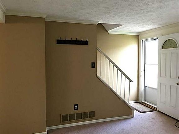 2nd image of 3020 Dara Dr