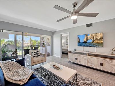 668 Broad AVE S #J668, Naples, FL, 34102