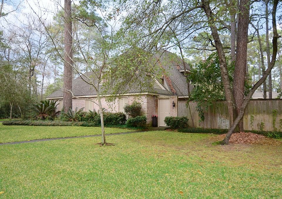 1st image of 2107 Laurel Hill Dr