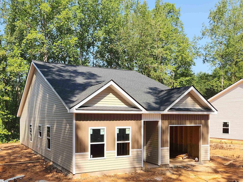 2nd image of 1205 Oak Hill Dr