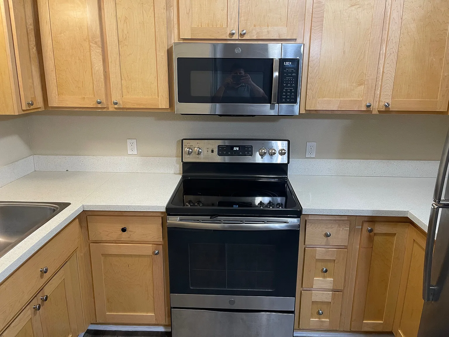 3 bed, 853 sqft, $1,650 — Photo 4