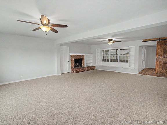 5th image of 408 Rodman Cir